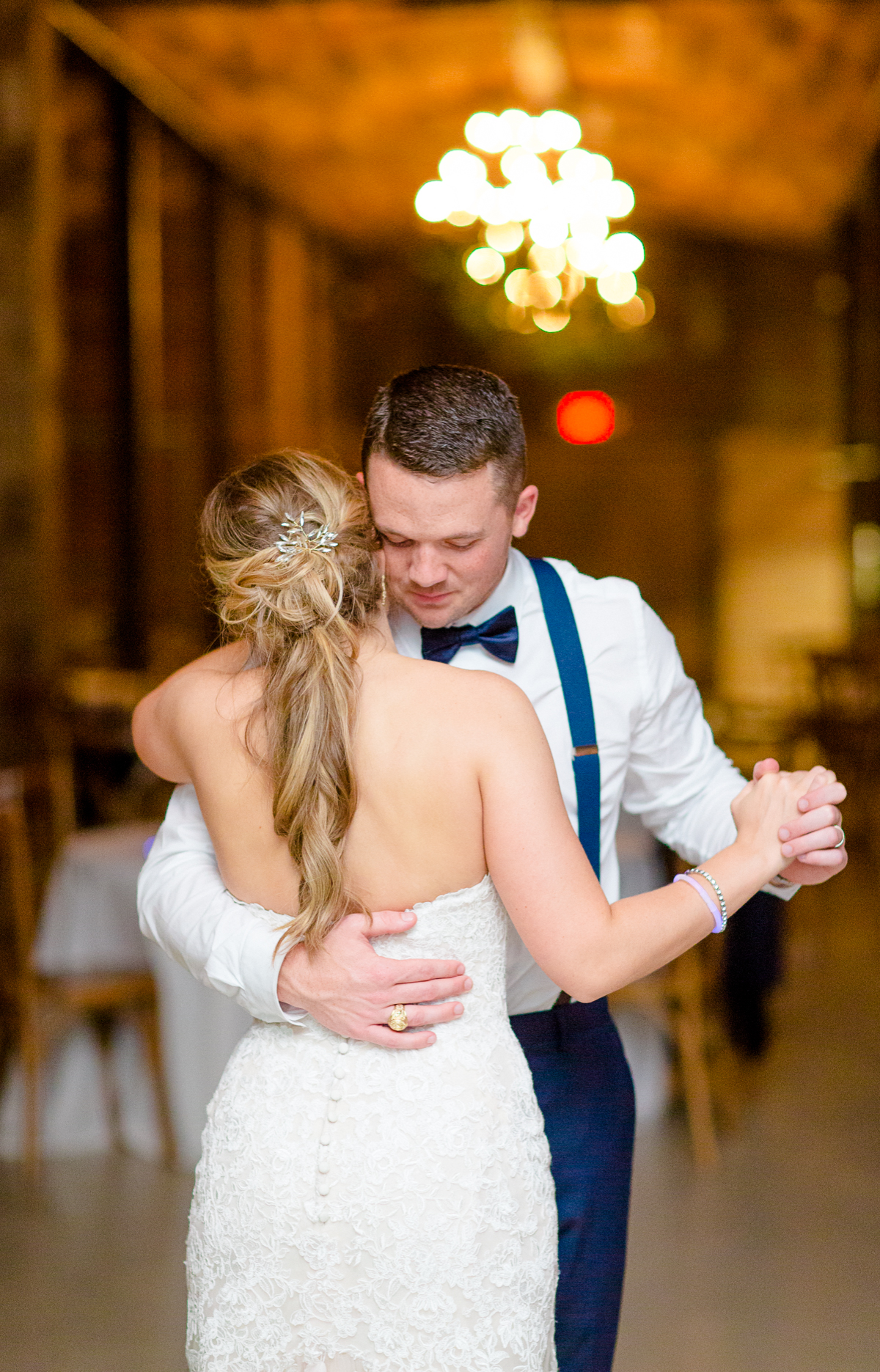 58 magnolia bells wedding venue • Kati Hewitt Photography